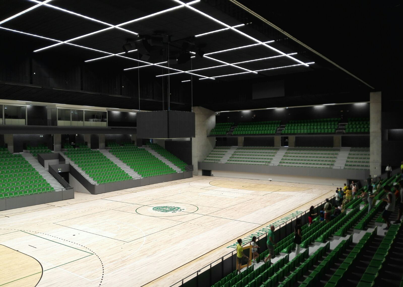 Sporting quer reunião com o Governo face a ações “repugnantes” do FC Porto – SIC Notícias Sporting quer reunião com o Governo face a ações “repugnantes” do FC Porto – SIC Notícias