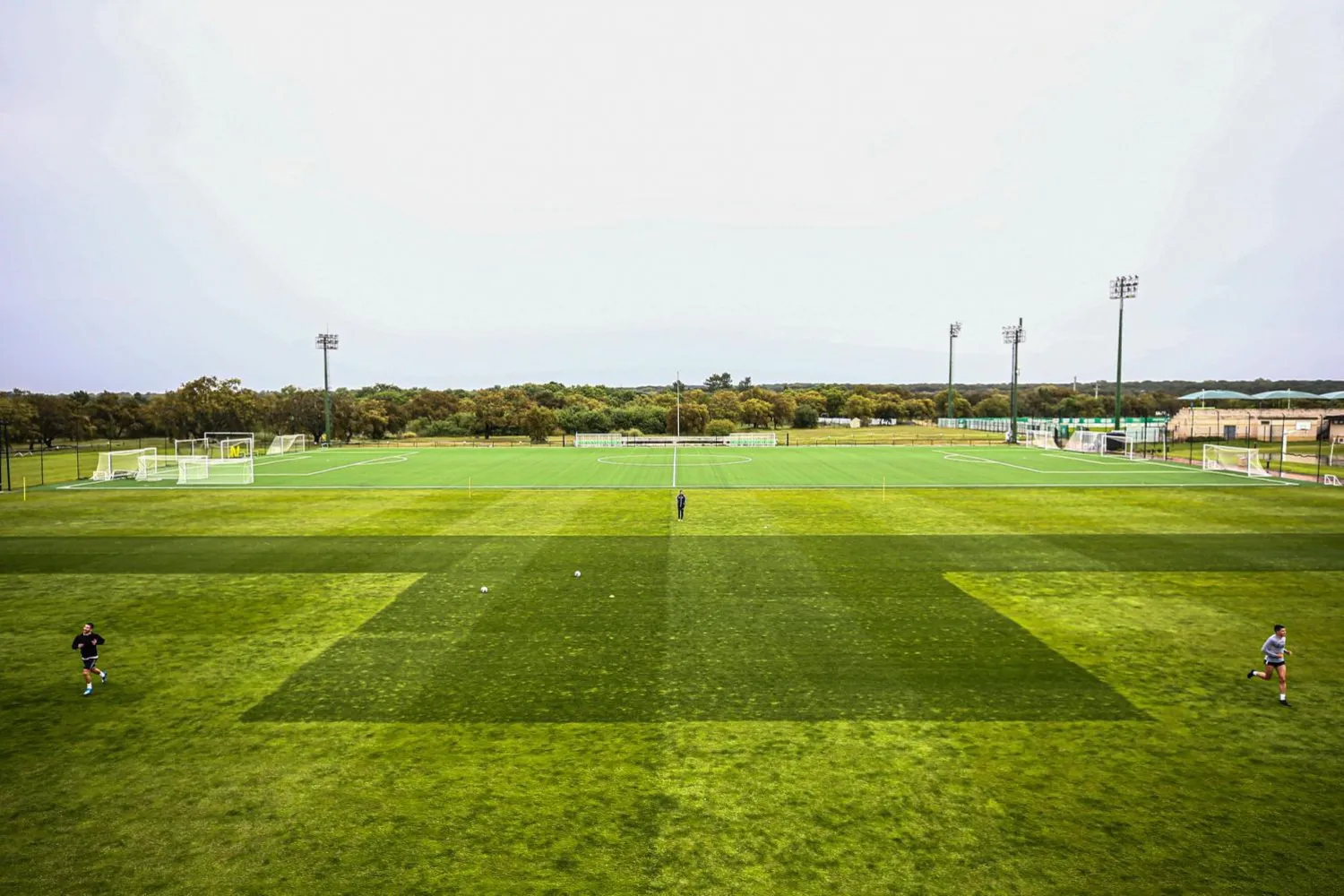 II Liga: Sporting B vence no terreno do Feirense com golo no fim – TVI II Liga: Sporting B vence no terreno do Feirense com golo no fim – TVI