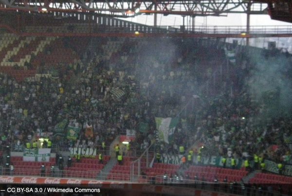 Dérbi feminino na Luz: bilhetes já à venda para o Benfica-Sporting da Liga BPI Dérbi feminino na Luz: bilhetes já à venda para o Benfica-Sporting da Liga BPI