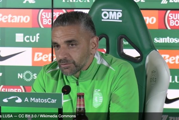 Lenços brancos em Alvalade: Sporting cai com o Académico de Viseu e Rui Borges responde Lenços brancos em Alvalade: Sporting cai com o Académico de Viseu e Rui Borges responde